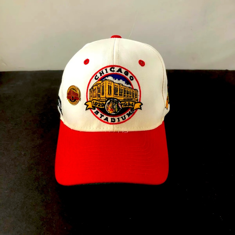 RARE 1994 Vintage Chicago Stadium Chicago Blackhawks Snapback Starter Hat